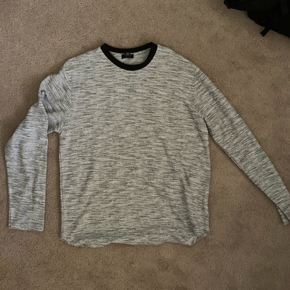 Men’s long sleeve shirt